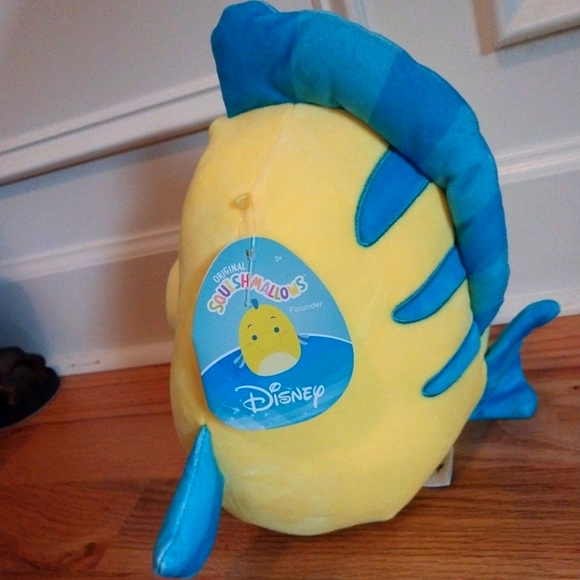 Flounder 12" Squishmallow- NWT - Picture 2 of 2